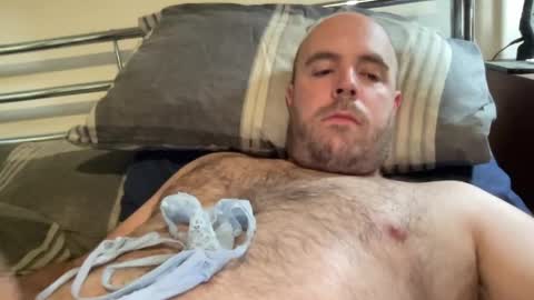 Owen2022 online show from May 2, 6:18 am