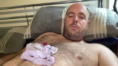 Owen2022 online show from August 7, 6:24 am