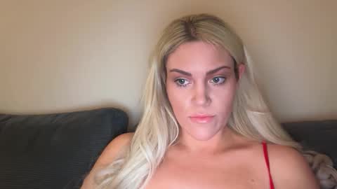 MrandMrs online show from March 5, 7:32 pm