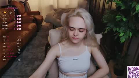 Oxcy online show from August 11, 11:56 am