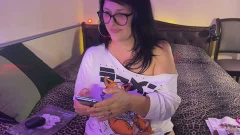 OxiXLove online show from August 5, 10:52 pm