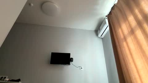 Lilith join my fan club boys online show from May 26, 9:43 am