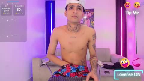 ozuna_hot_ online show from August 1, 12:00 pm