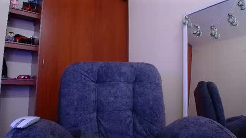  P PARKER  online show from July 14, 9:37 pm