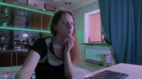 Ella online show from August 9, 5:52 am