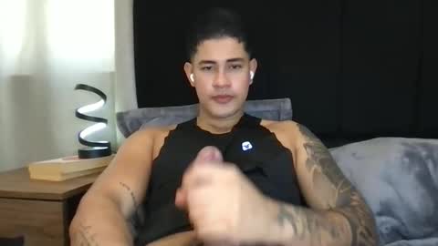Javi    online show from April 26, 1:18 pm