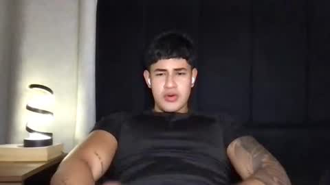 Javi    online show from August 10, 7:21 am