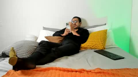 pablo rincon95 online show from August 1, 5:08 pm