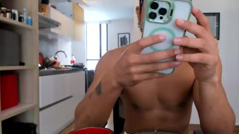 pablo rincon95 online show from August 3, 2:46 pm