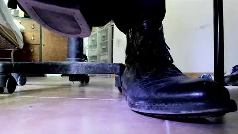 Pablo Meness online show from April 21, 12:22 pm