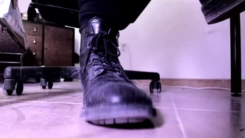 Pablo Meness online show from April 30, 1:58 pm