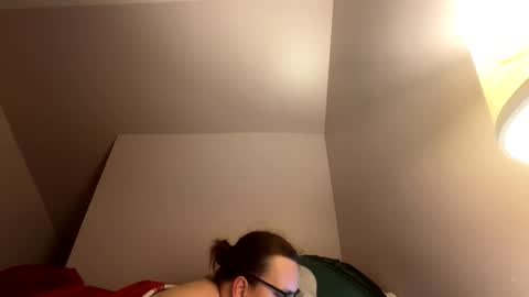 packer3love online show from May 25, 6:37 am