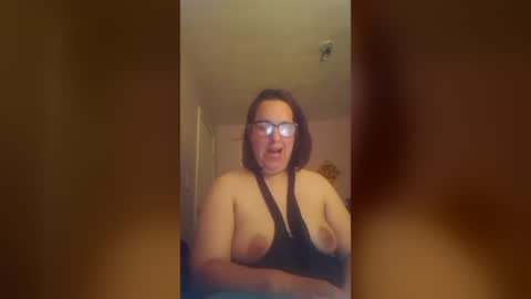 packer3love online show from June 18, 4:45 am