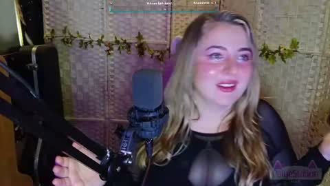 PaigeStation online show from August 8, 10:10 pm