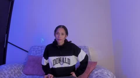 palomajones1 online show from August 11, 5:20 am