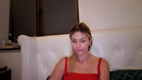 Pamela051087 online show from July 27, 6:57 pm