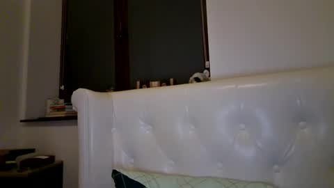 Pamela051087 online show from July 30, 7:42 pm