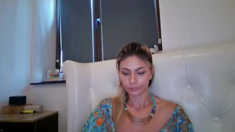 Pamela051087 online show from August 4, 2:36 pm