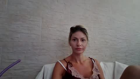 Pamela051087 online show from September 7, 12:33 pm