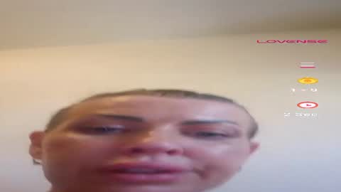PAMEL ISSY online show from August 15, 1:26 pm