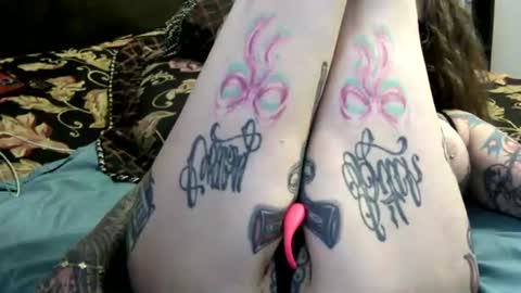 PAMELA GUNNS online show from August 8, 7:58 pm
