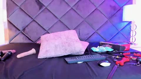 Pamela Ponce online show from August 4, 4:59 pm