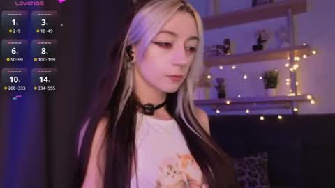 Hello love my name is DanielaGlad to see you in my roomPVT its Open 90min online show from August 15, 4:11 pm