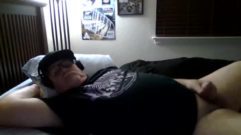 panos678442 online show from July 31, 8:53 am