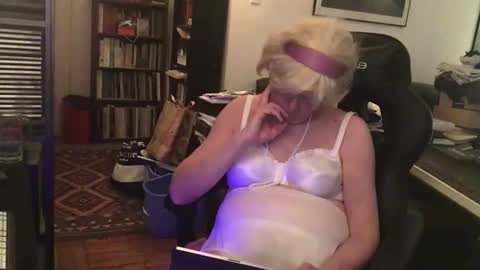 Pantyvioletlace online show from June 8, 1:33 am
