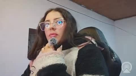 Paola online show from August 1, 7:03 am