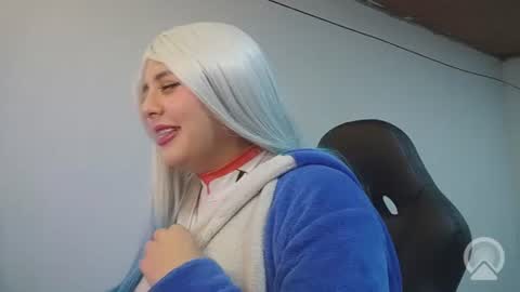 Paola online show from August 13, 6:33 pm