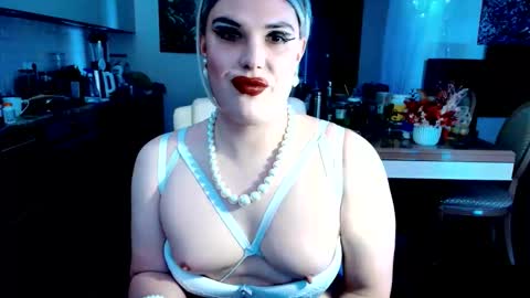 Sarina Williams online show from May 21, 9:55 am