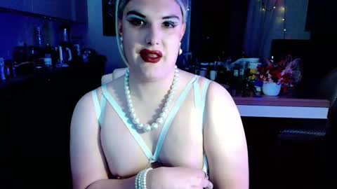 Sarina Williams online show from May 30, 9:33 am