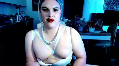 Sarina Williams online show from June 4, 9:13 am