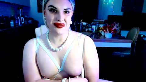 Sarina Williams online show from June 8, 1:50 pm