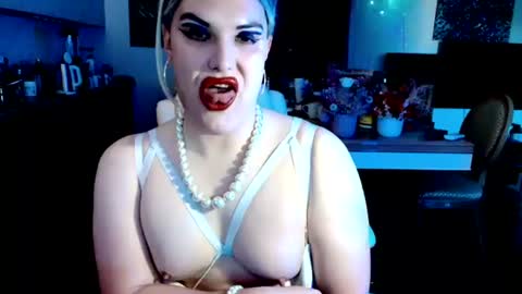 Sarina Williams online show from June 30, 1:34 pm