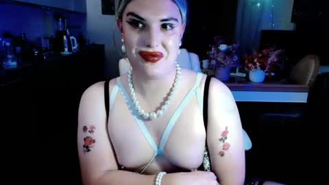 Sarina Williams online show from September 3, 12:19 pm