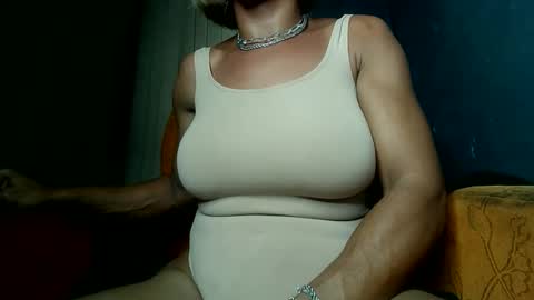 PAOLLA 23CM online show from June 2, 2:58 am