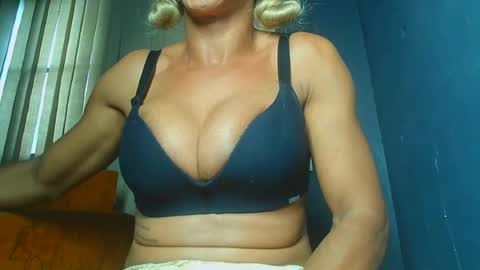 PAOLLA 23CM online show from July 25, 4:11 pm