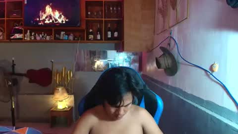 Papacito Cyril online show from April 22, 2:36 am