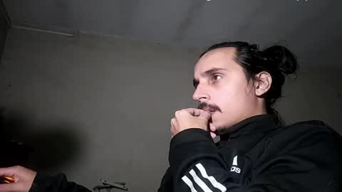 latinodeleo online show from June 1, 7:33 am