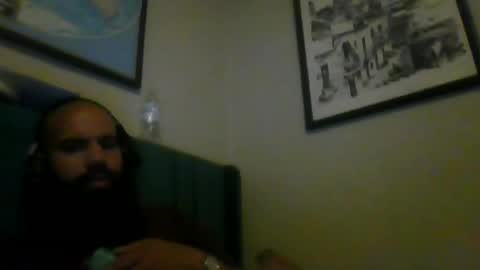 papivictordaddy online show from August 11, 2:46 am