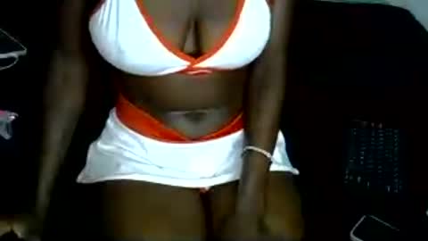 Evvie online show from July 29, 10:55 am