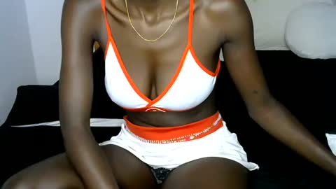 Evvie online show from August 7, 2:00 am