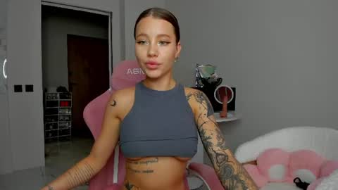 patricia_bloom online show from August 8, 5:40 am