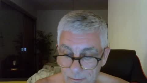 patrick5275 online show from August 5, 9:24 pm