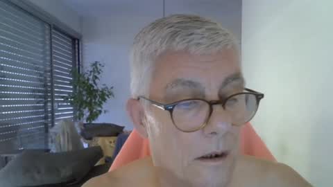 patrick5275 online show from August 15, 6:39 am