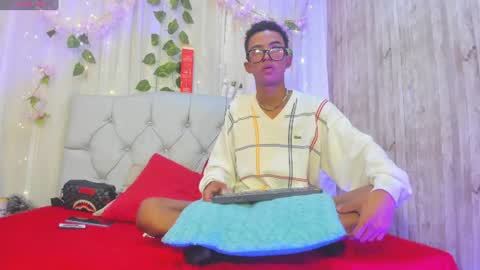 Patrick online show from August 13, 8:39 am