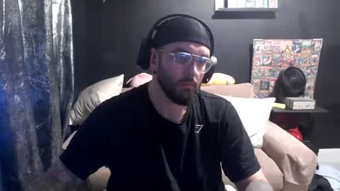 patrickmorris92 online show from March 17, 7:19 pm