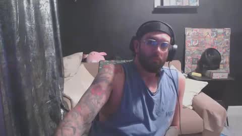 patrickmorris92 online show from March 28, 9:22 pm